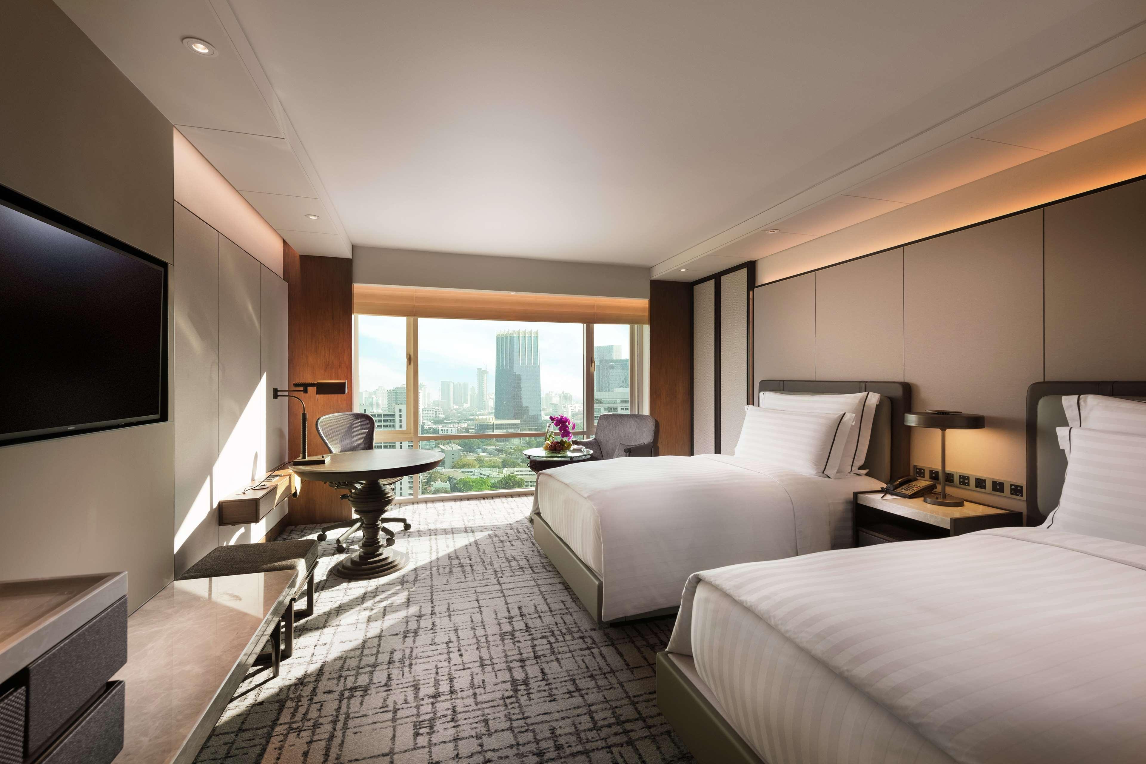 Conrad Bangkok Hotel Kültér fotó Deluxe Room